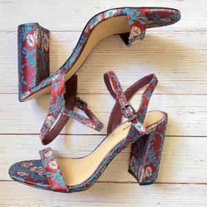 Gianni Bini Mckaria Ankle Strap Wine Floral print  Heel Sandals, Size 9.